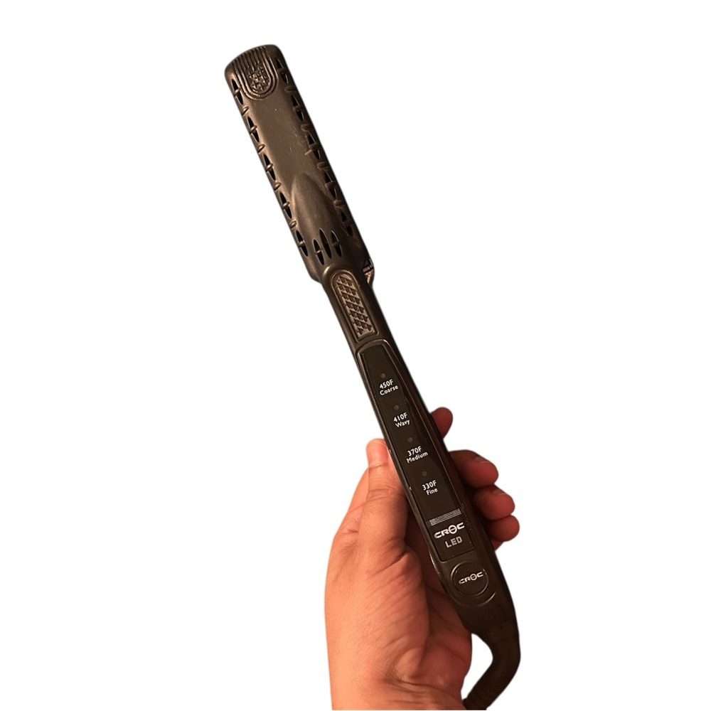 Croc led straightener
